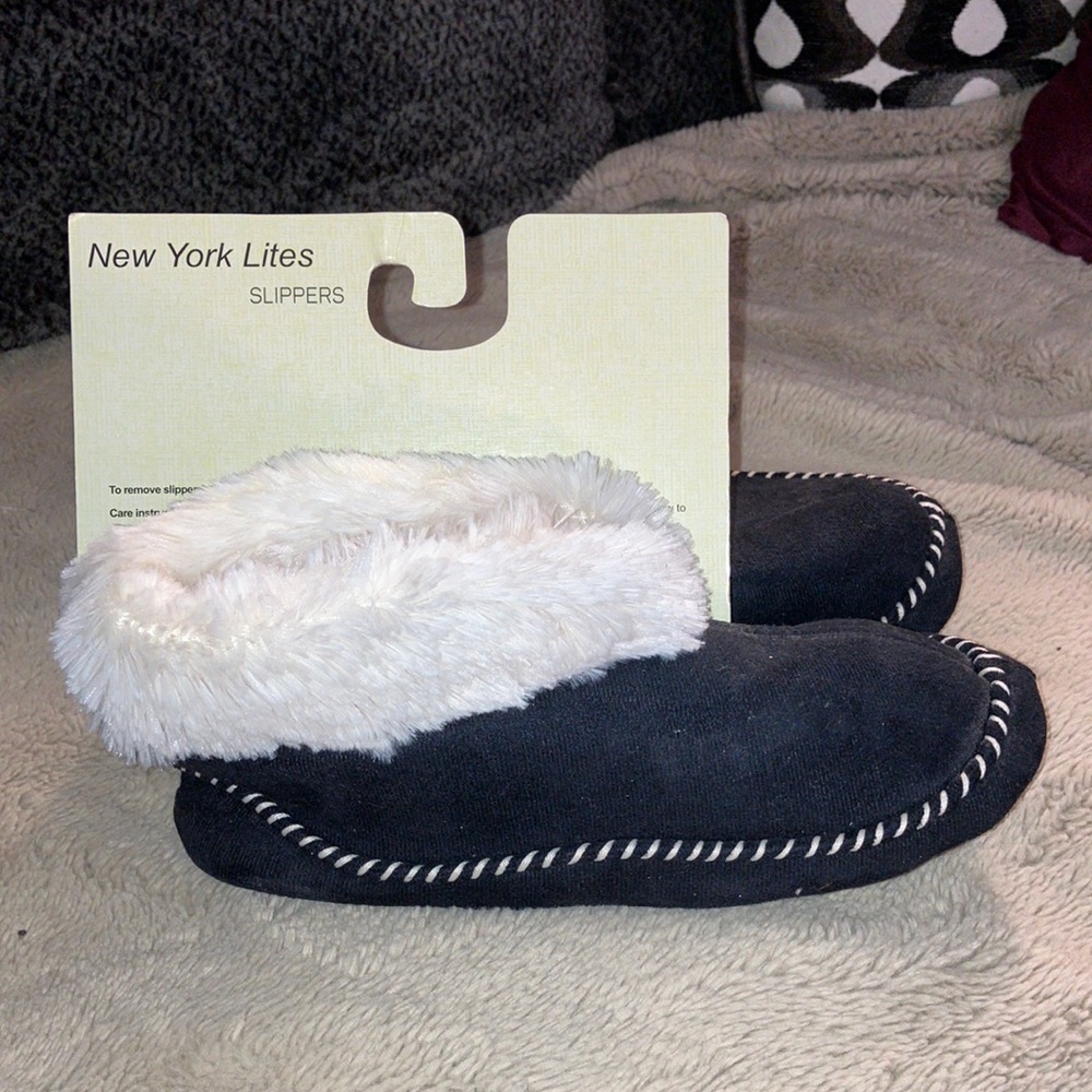 🔹4 for $30 NWT New York Lites Slippers, Large 🧜‍♀️